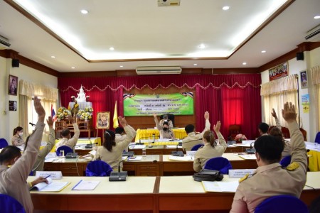 การประชุมสภาเทศบาลตำบลหนองหาร  สมัยสามัญ สมัยที่ 3 ครั้งที่ 1  ประจำปี 2564  วันจันทร์ ที่ 17 กันยายน 2564 เวลา 09.00 น .  ณ ห้องประชุมสภาเทศบาลตำบลหนองหาร ชั้น 2
