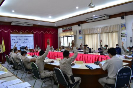 การประชุมสภาเทศบาลตำบลหนองหาร สมัยสามัญ สมัยที่ ๒ ครั้งที่ ๑/๒๕๖๓ วันศุกร์ที่ ๒๙ พฤษภาคม พ.ศ. ๒๕๖๓ เวลา ๐๙.๐๐ น.