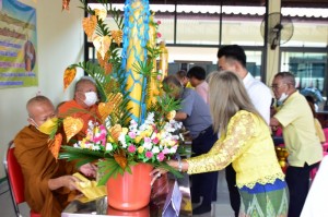 โครงการสืบสานประเพณีวันสำคัญทางพระพุทธศาสนา(กิจกรรมสืบสานประเพณีวันเข้าพรรษา)