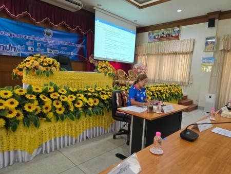 นายกเทศมนตรีตำบลหนองหาร  เป็นประธานการประชุมคณะกรรมการกองทุนหลักประกันสุขภาพระดับท้องถิ่นหรือพื้นที่เทศบาลตำบลหนองหาร  เพื่อพิจารณาอนุมัติโครงการของหน่วยงาน  องค์กรหรือกลุ่มประชาชน  ที่ขอรับการสนับสนุนงบประมาณจากกองทุนหลักประกันสุขภาพเ