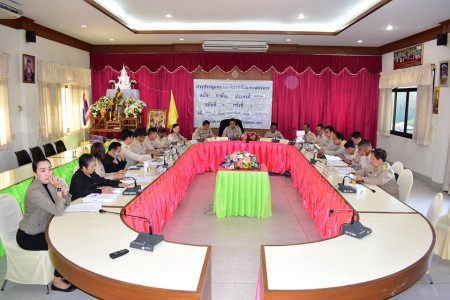 การประชุมสภาเทศบาลตำบลหนองหาร สมัยสามัญ สมัยที่ ๑  ครั้งที่ ๑/๒๕๖๒ วันพฤหัสบดี ที่ ๒๑ กุมภาพันธ์ ๒๕๖๒ เวลา ๐๙.๐๐ น. ณ ห้องประชุมตำบลหนองหาร