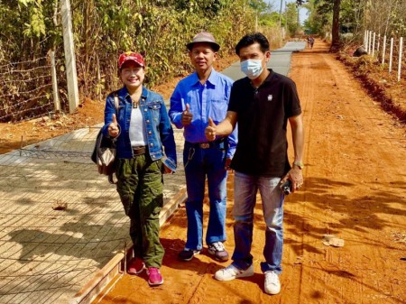 โครงการก่อสร้างถนนคอนกรีตเสริมเหล็ก บ้านดอยน้อยพัฒนา หมู่ที่ 13 ตำบลหนองหาร เชื่อมแม่เตาไห หมู่ที่ 1 ตำบลหนองหาร อำเภอสันทราย จังหวัดเชียงใหม่