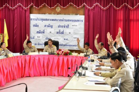 การประชุมสภาเทศบาลตำบลหนองหาร สมัย สามัญ ประจำปี ๒๕๖๓ สมัยที่ ๑ ครั้งที่ ๑ วันที่ ๒๔ กุมภาพันธ์ ๒๕๖๓ ณ ห้องประชุมสำนักงานเทศบาลตำบลหนองหารชั้น ๒